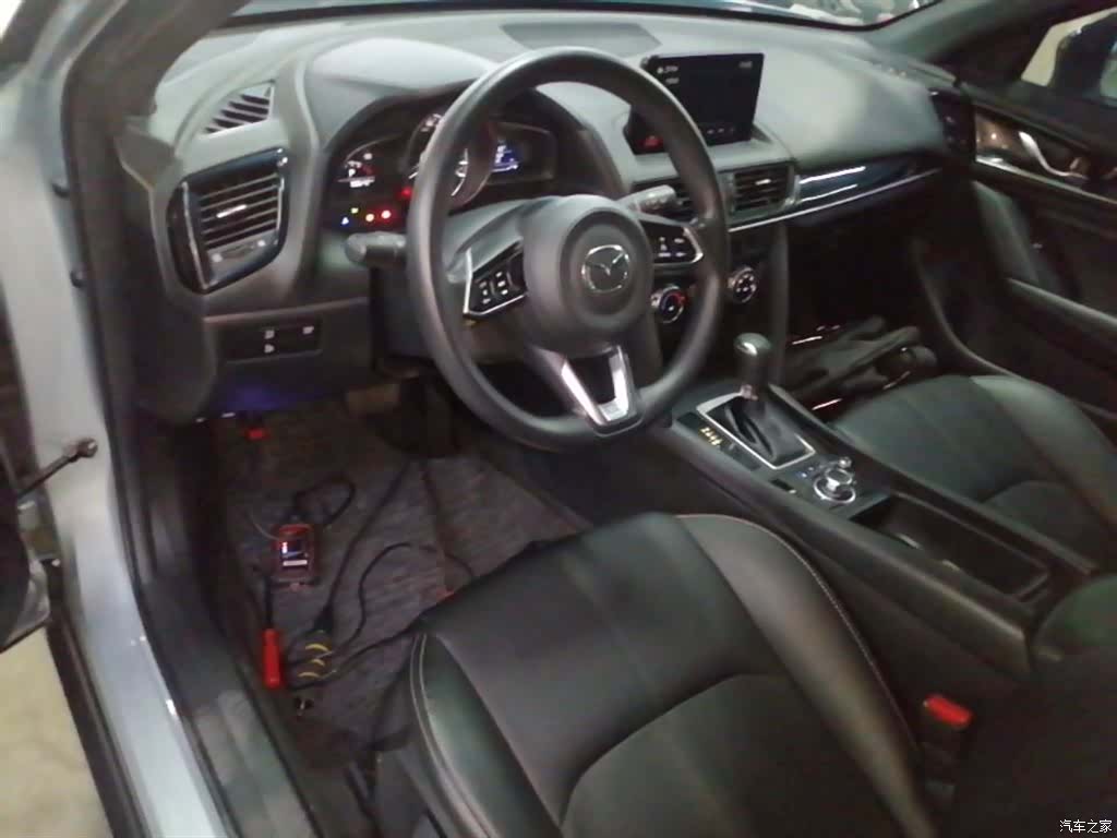 Mazda CX-4, 2021 10