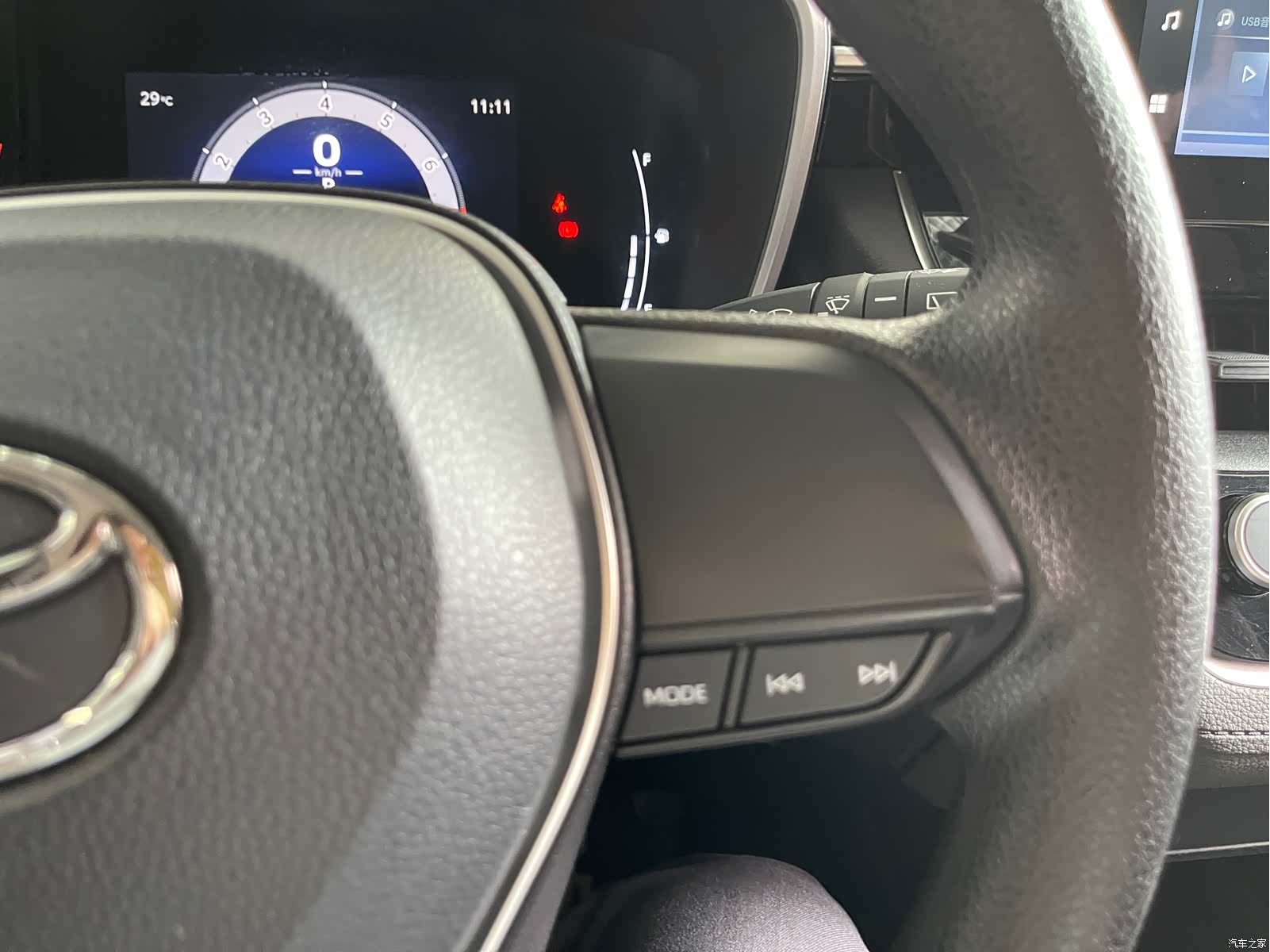 Toyota Frontlander, 2025 11