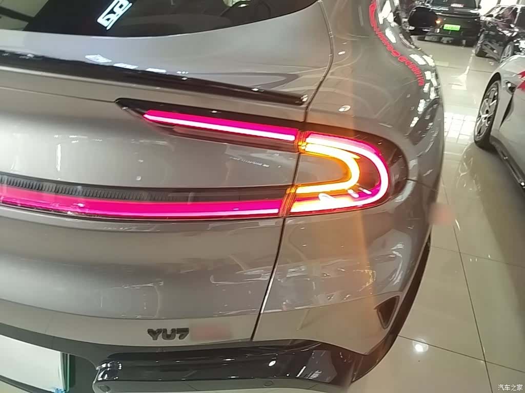 Xiaomi YU7, 2026 8