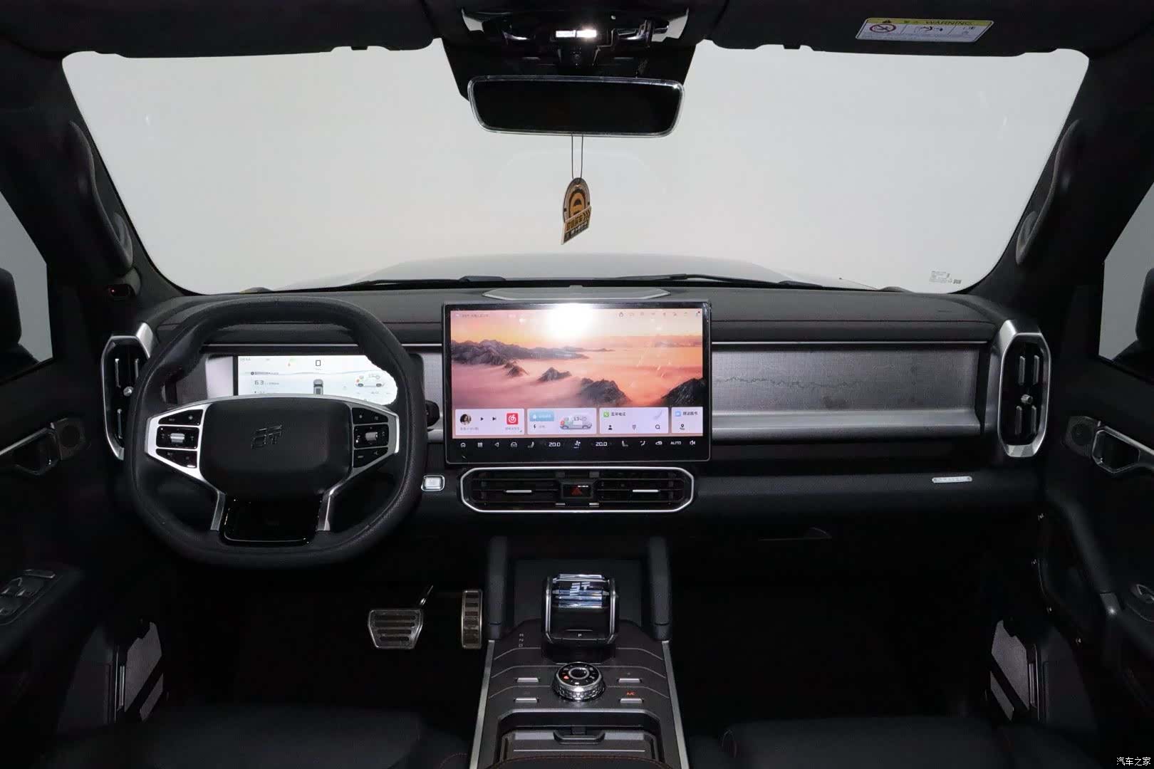 Jetour Traveller, 2024 13