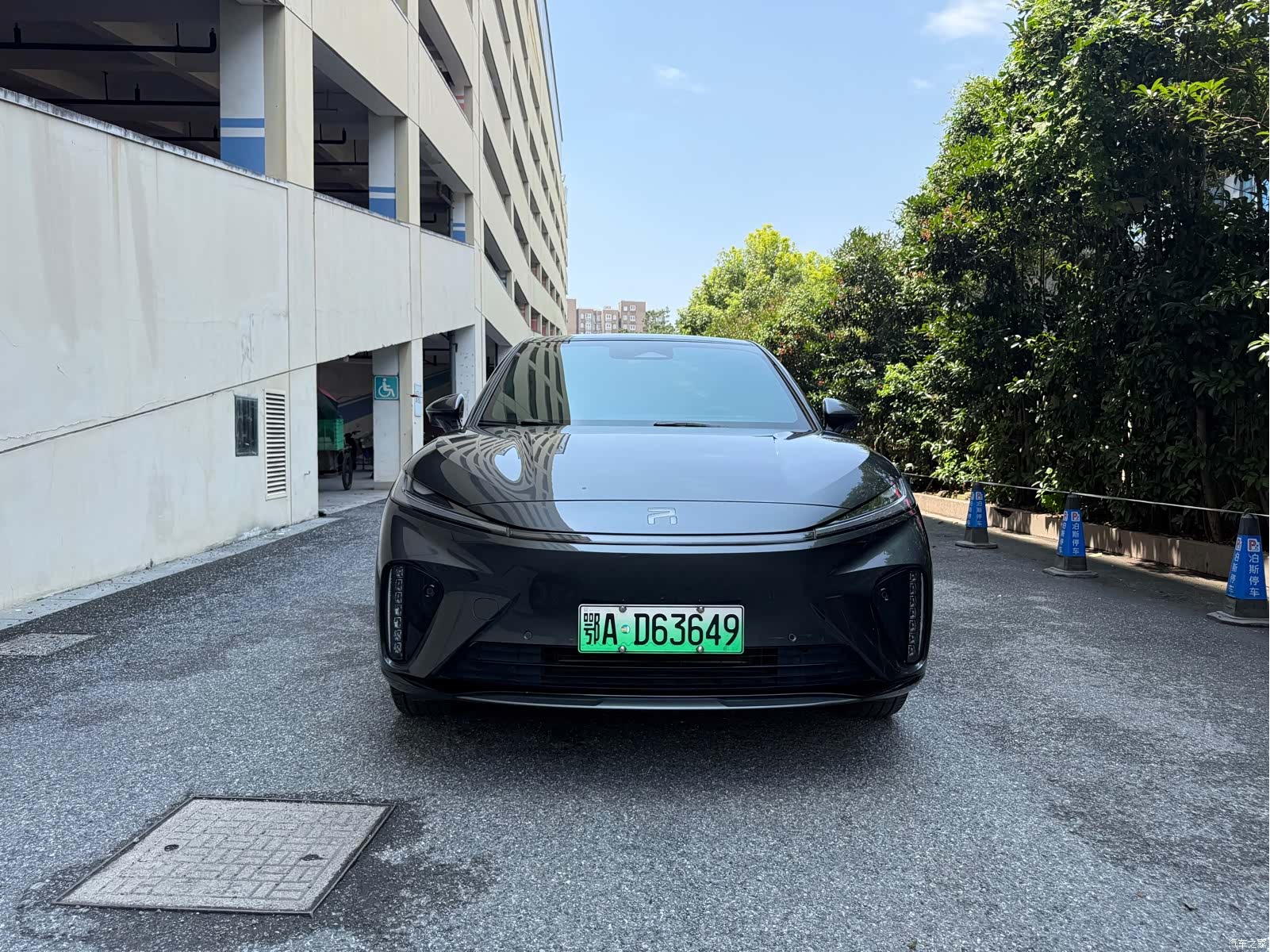 Rising Auto R7, 2024 2