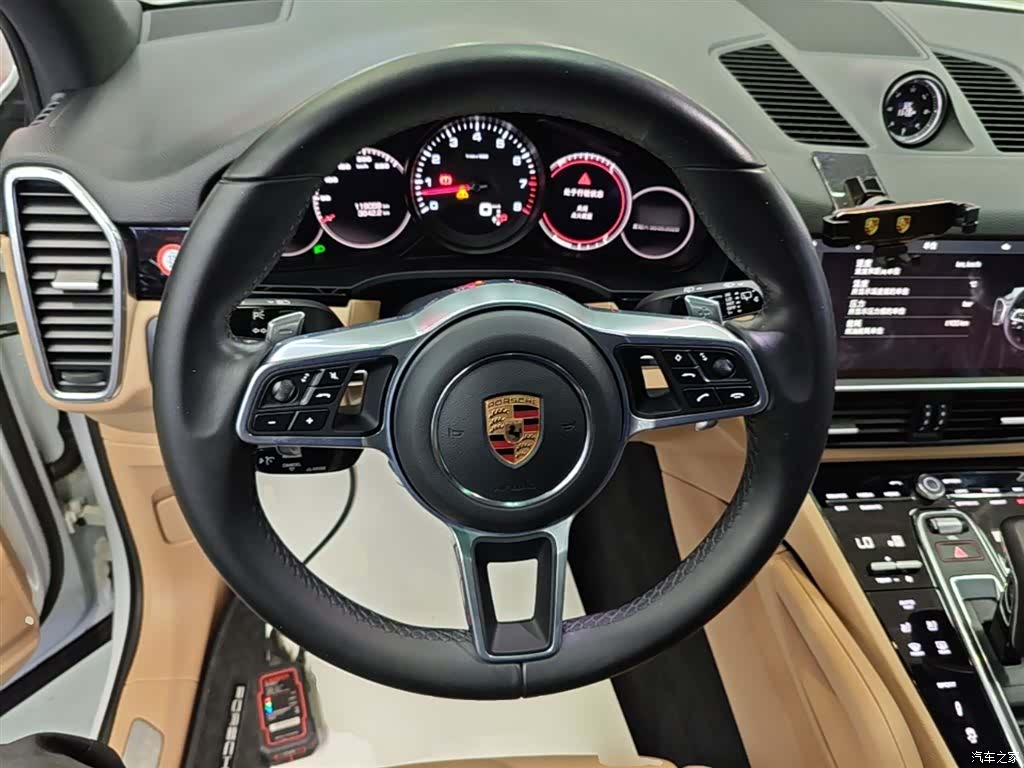 Porsche Cayenne, 2020 11
