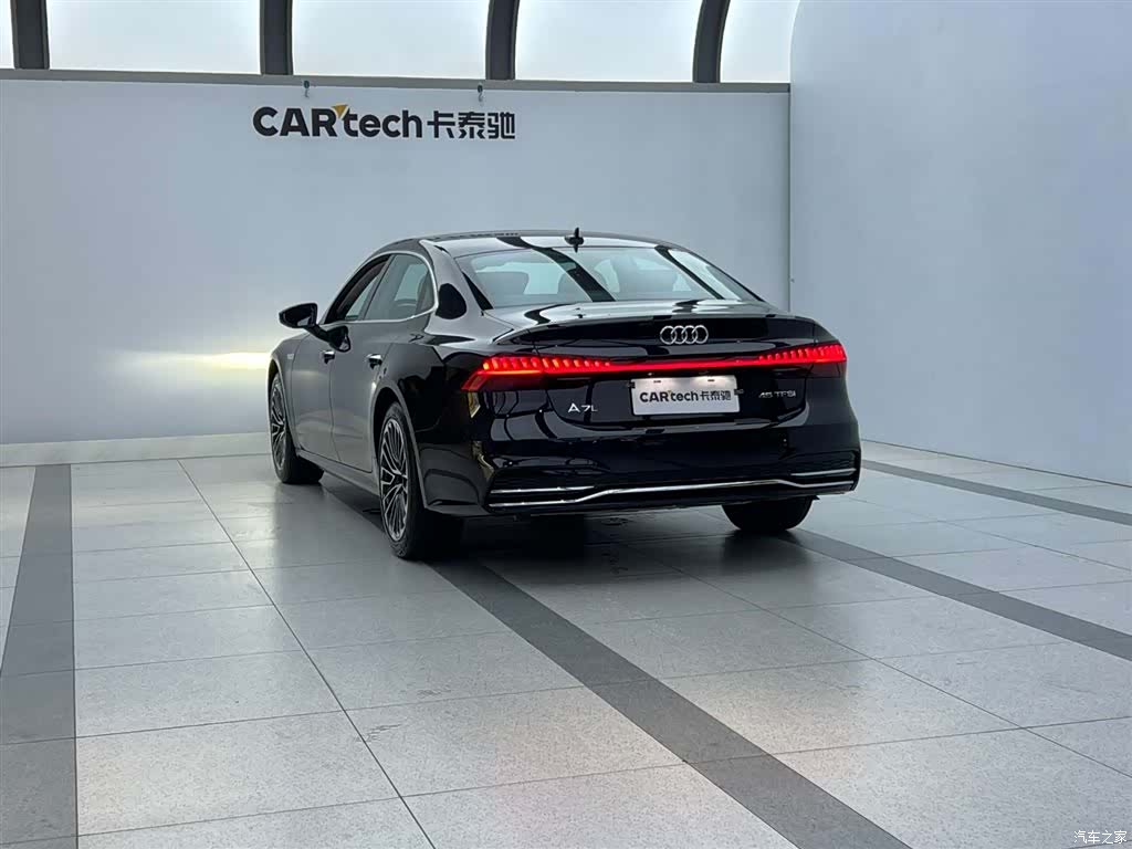 Audi A7L, 2024 4