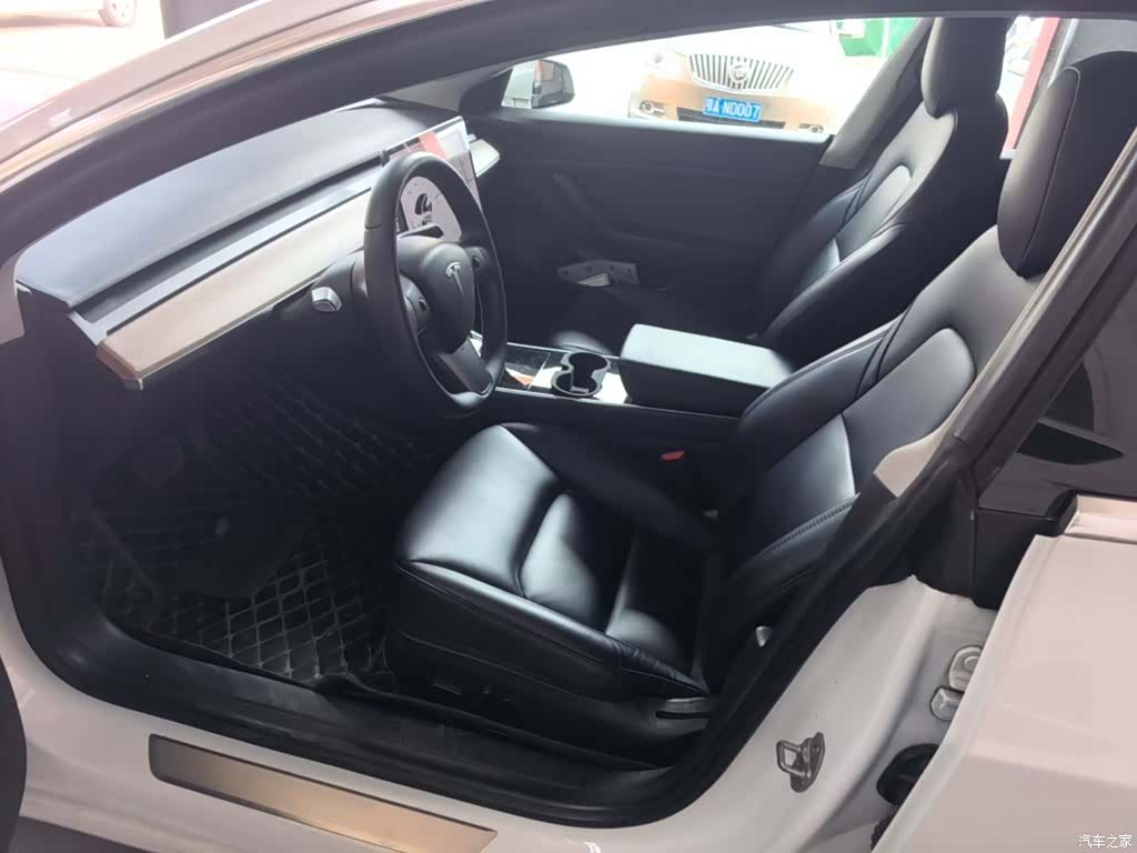 Tesla Model 3, 2020 15