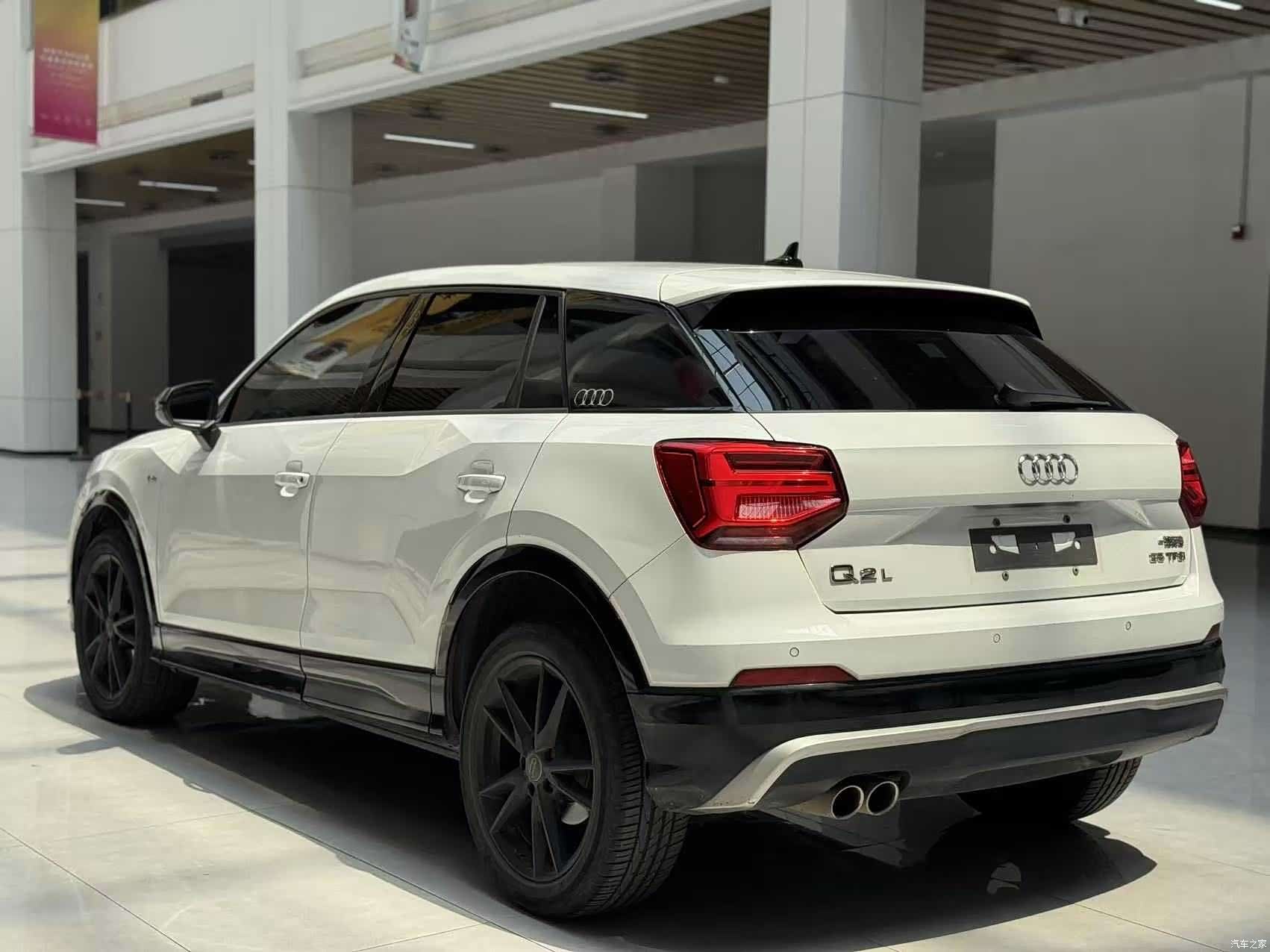 Audi Q2L, 2020 7