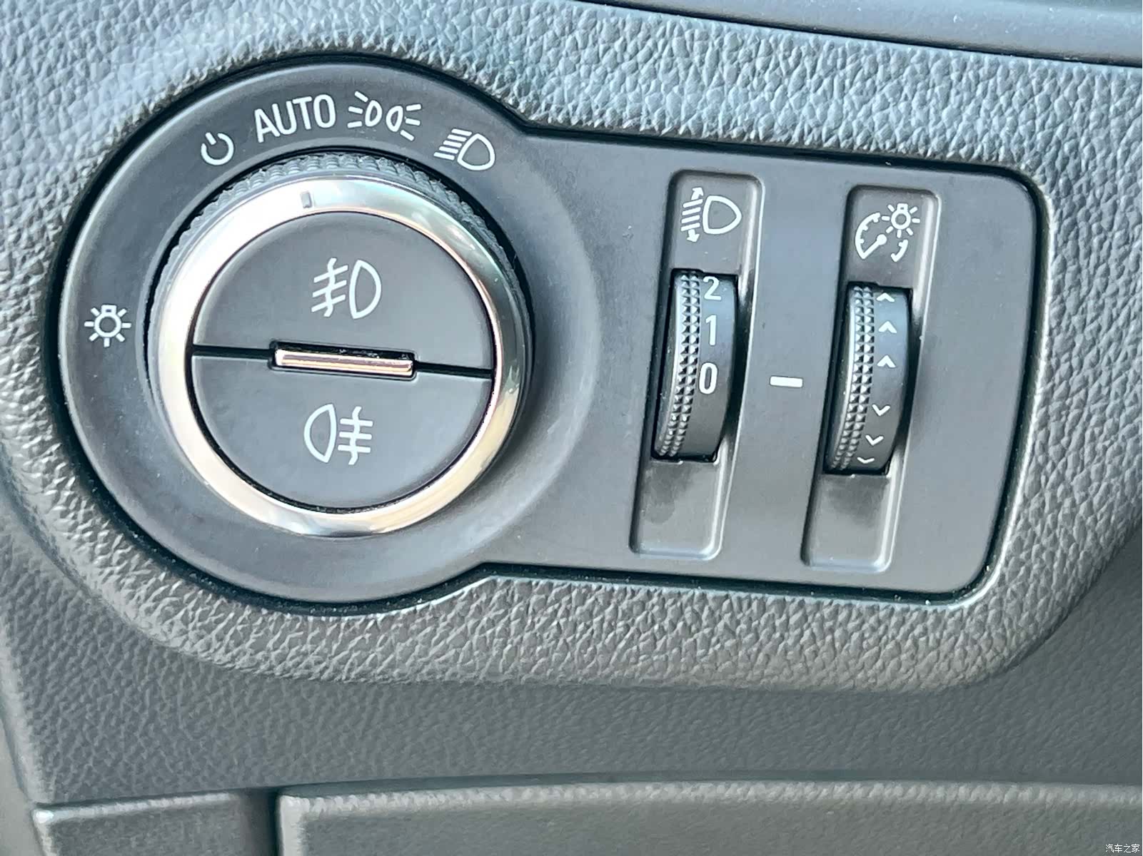 Buick Envision Plus, 2019 21