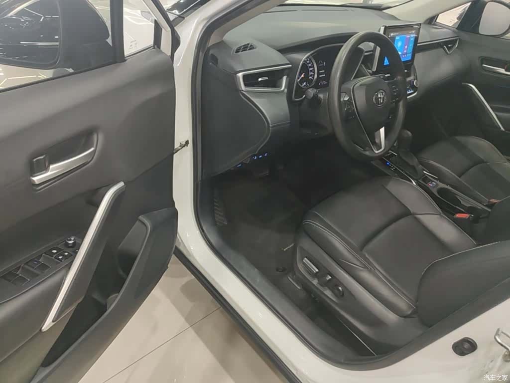 Toyota Frontlander, 2022 16