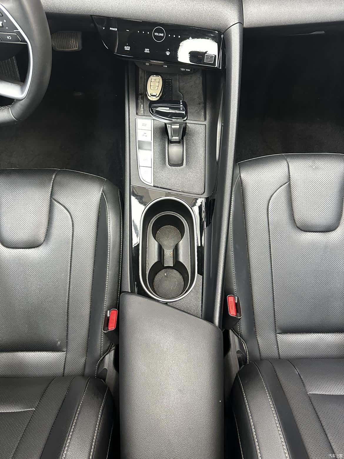 Hyundai Elantra, 2022 19