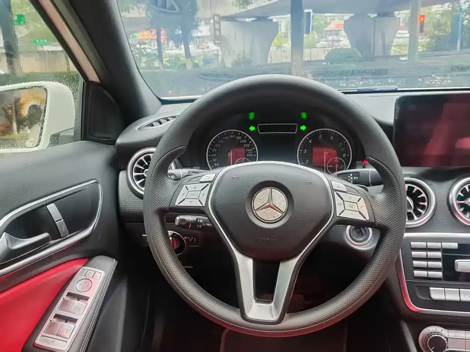 Mercedes-Benz Class A