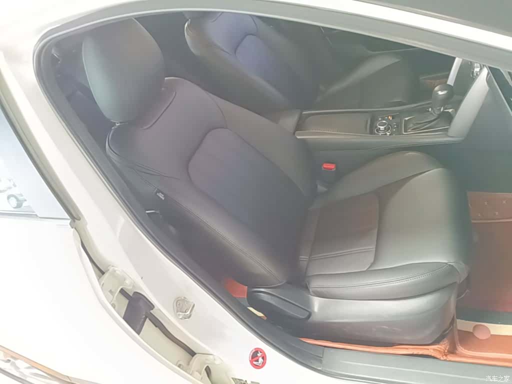 Mazda CX-4, 2017 25