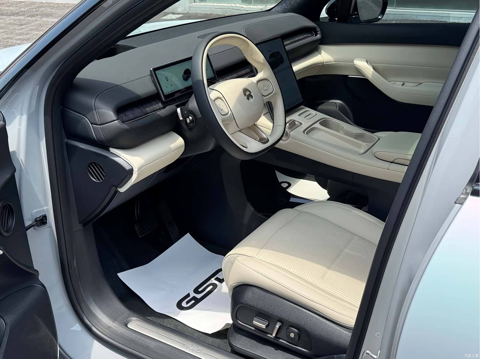 NIO ES6, 2025 4