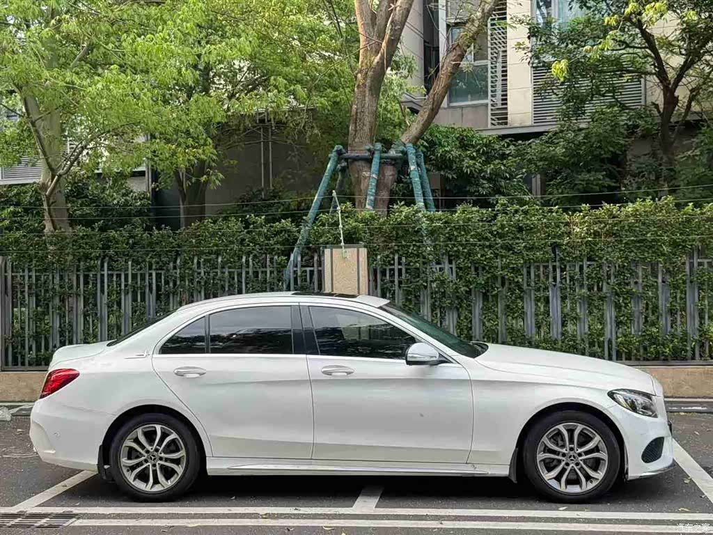 Mercedes-Benz C-Class, 2018 4