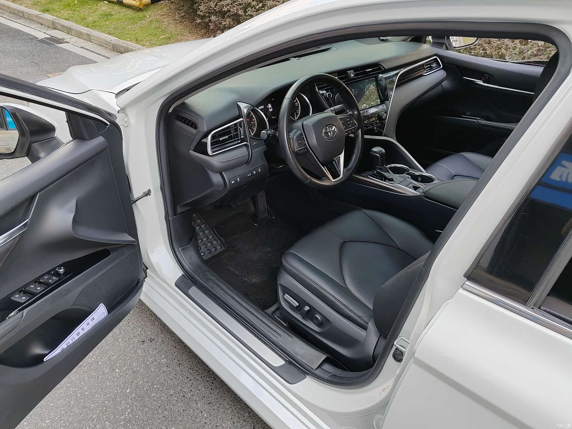 Toyota Camry, 2018 8