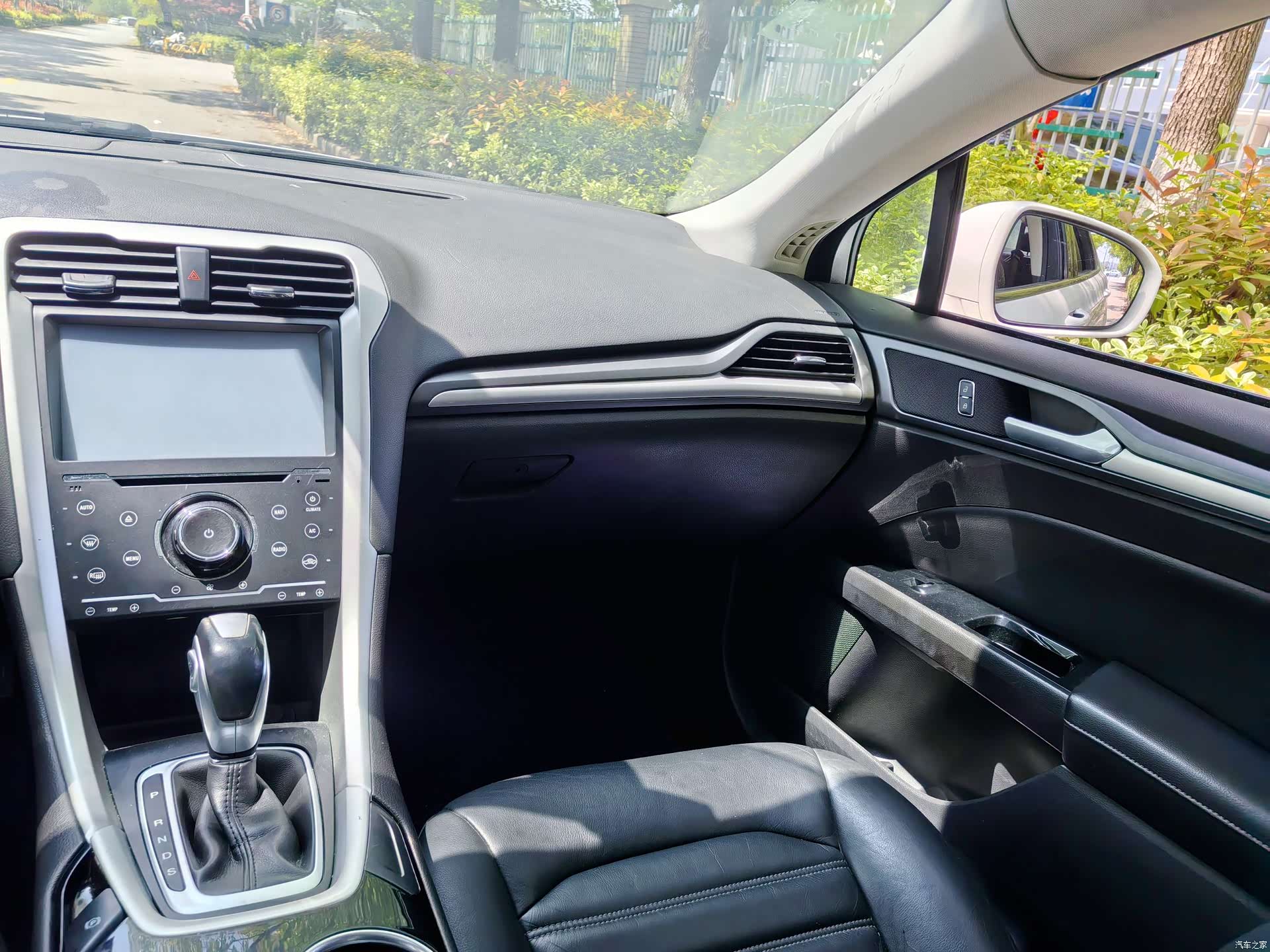 Ford Mondeo, 2015 10