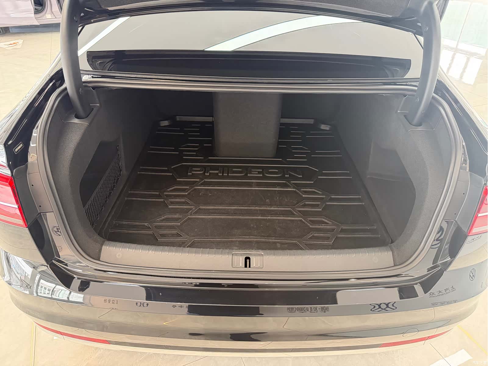 Volkswagen Phideon, 2023 16