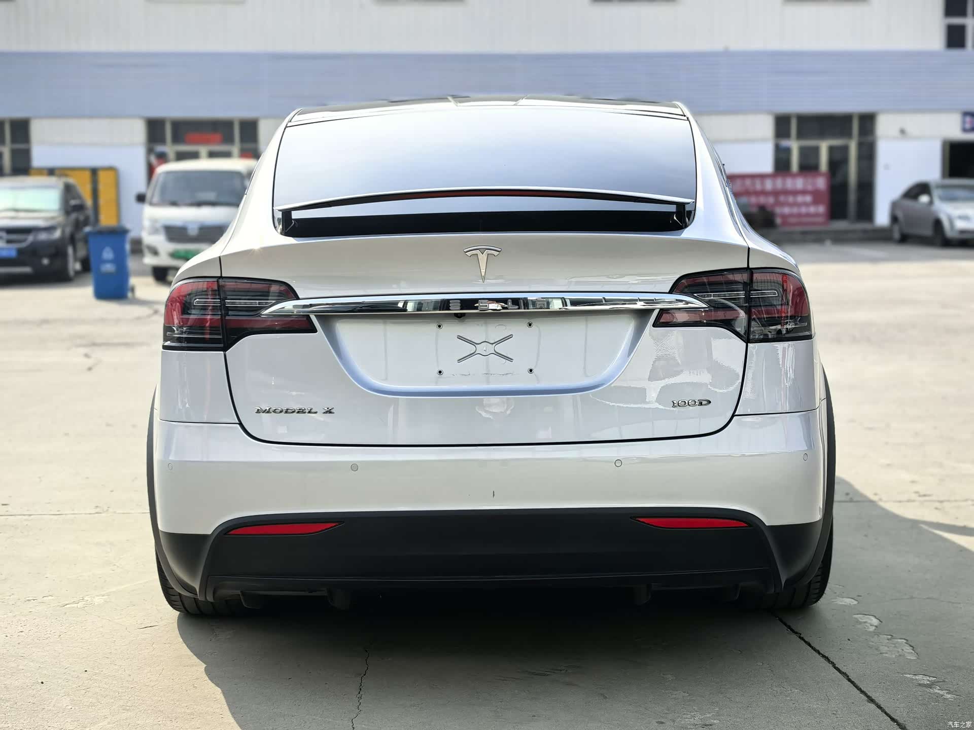 Tesla Model X, 2018 все фото