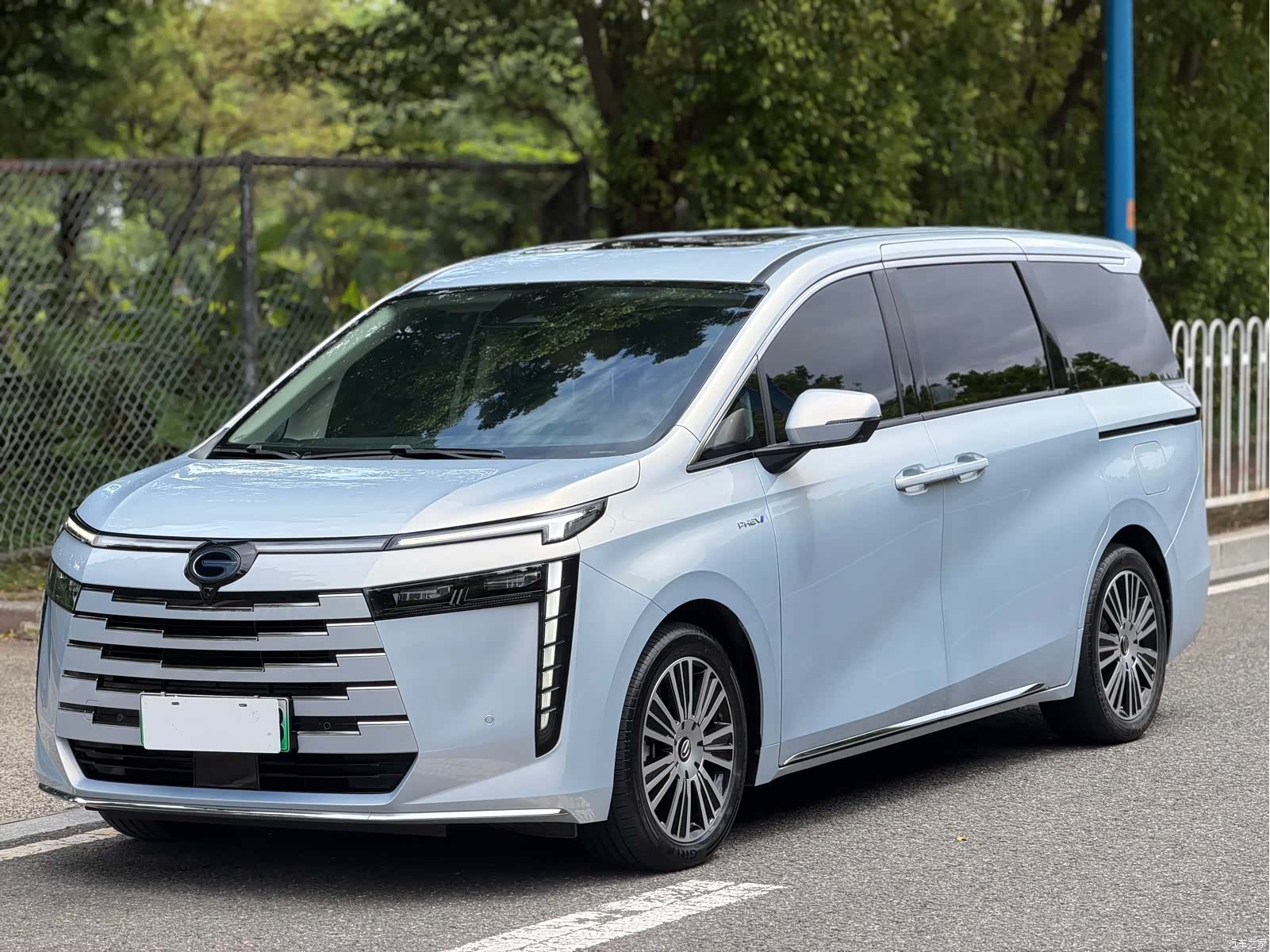 Trumpchi E8, 2024 1