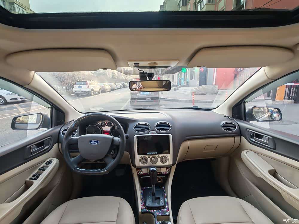 Ford Focus, 2009 8