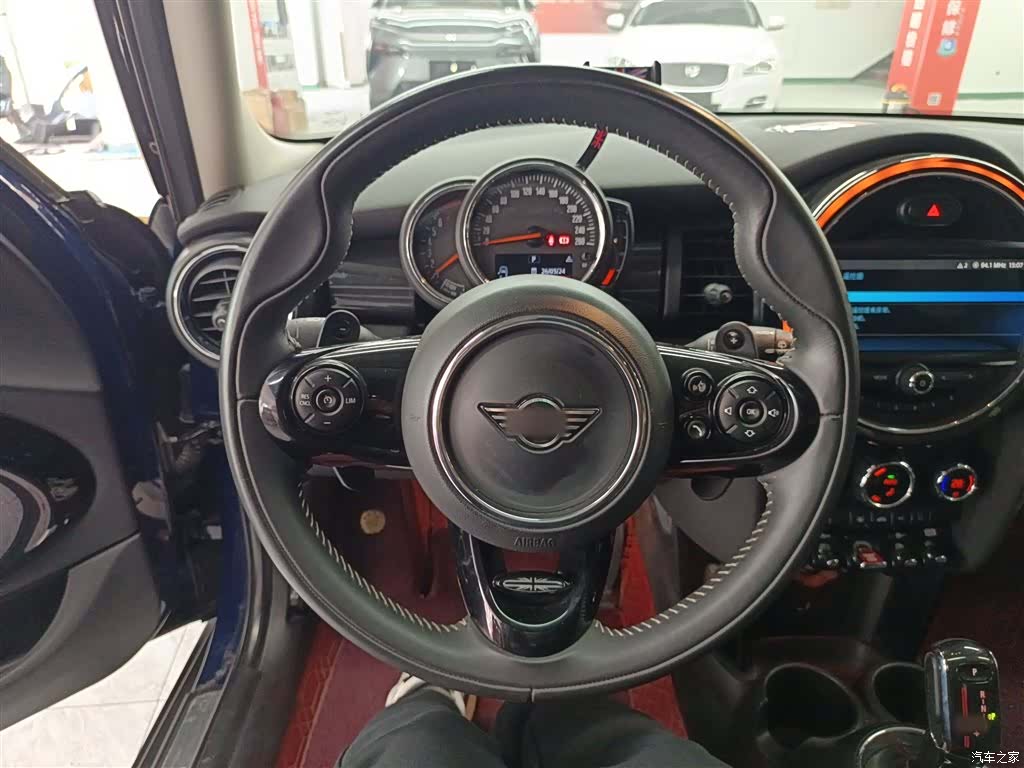 Mini Cooper, 2019 11