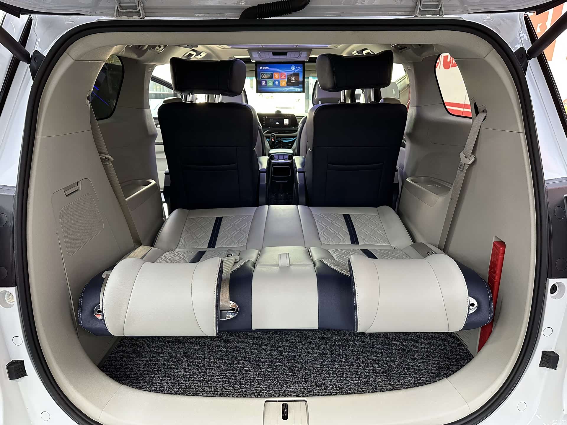 Buick GL8, 2022 10