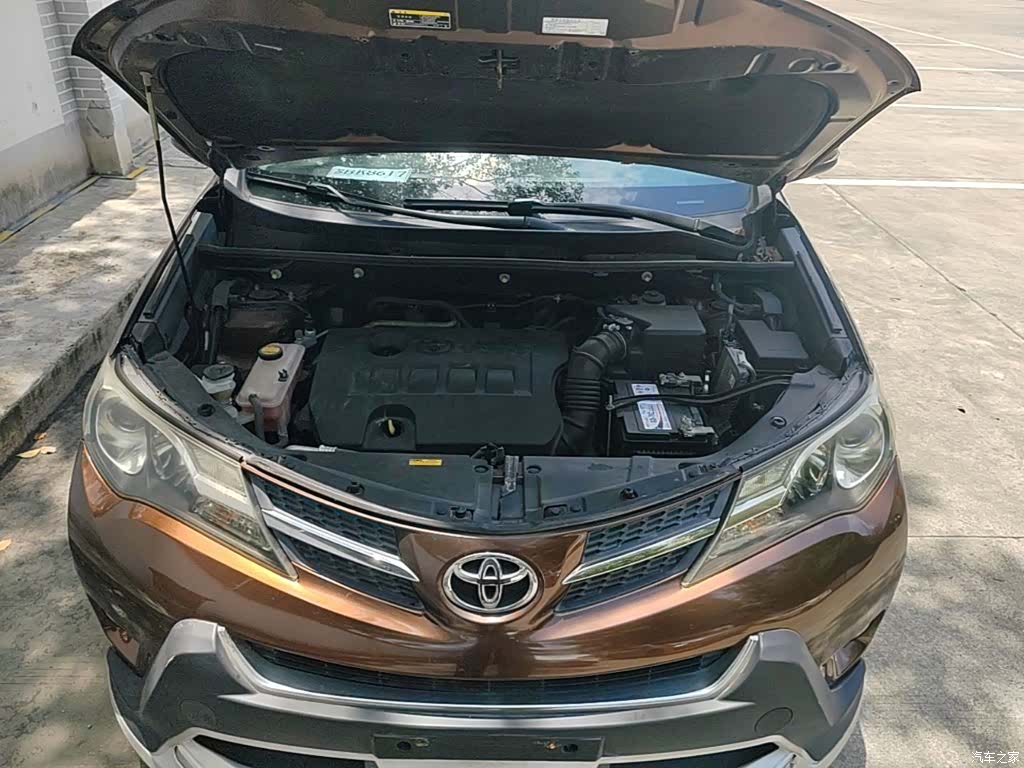 Toyota RAV4, 2015 20