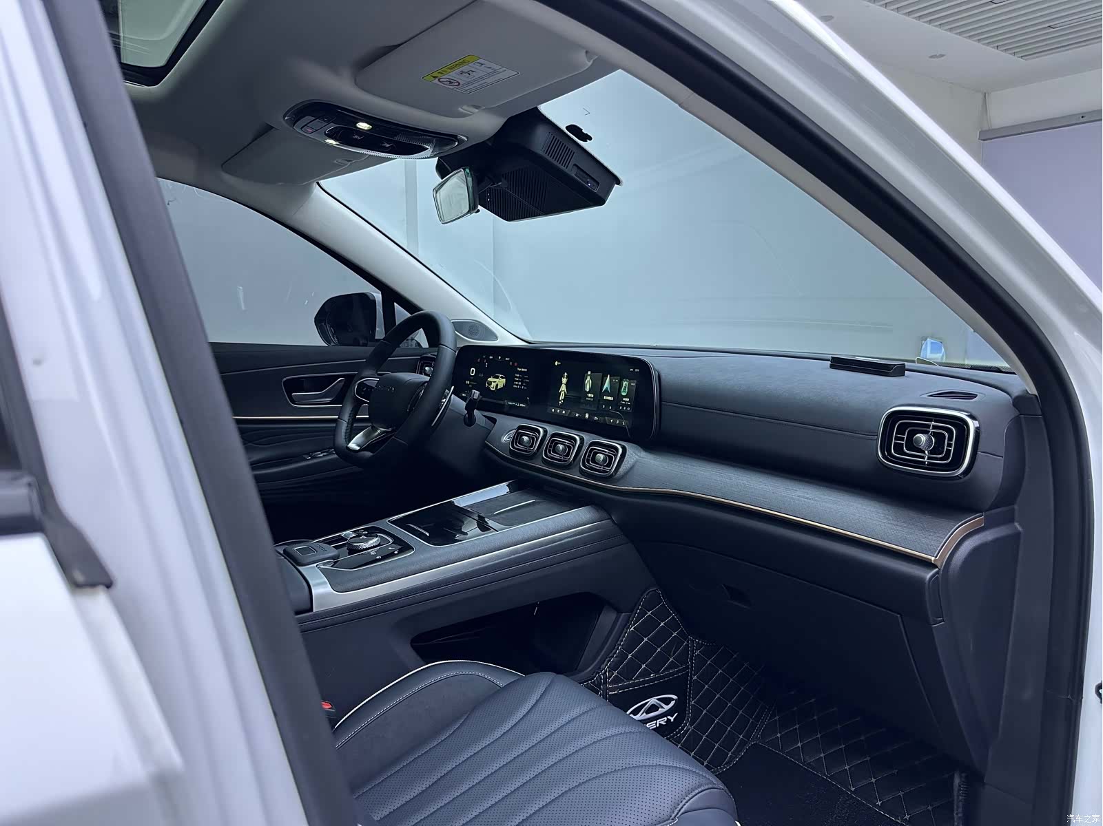 Chery Tiggo 9, 2024 10