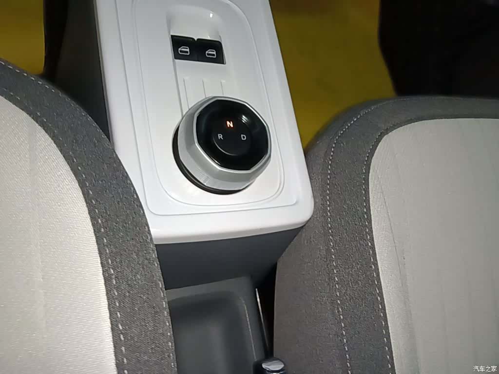 Geely Panda, 2025 14