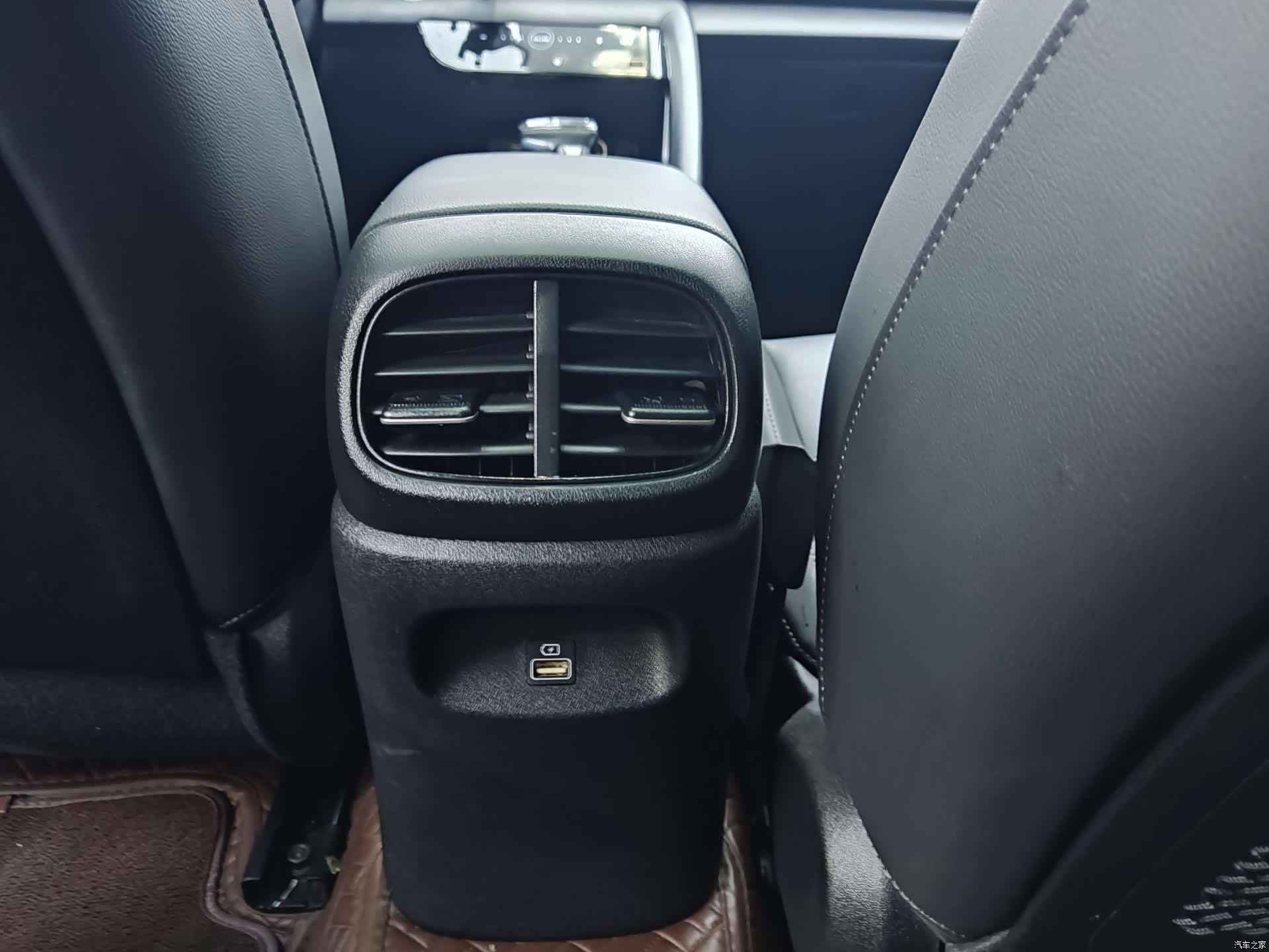 Hyundai Elantra, 2022 11