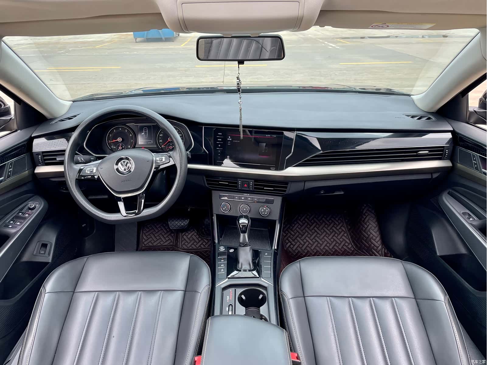 Volkswagen Passat, 2023 8