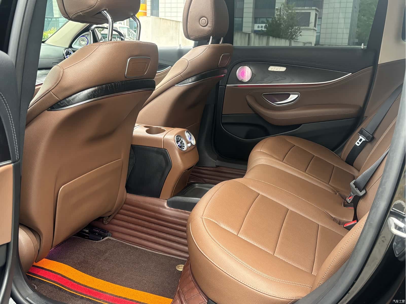Mercedes-Benz E-Class, 2019 7