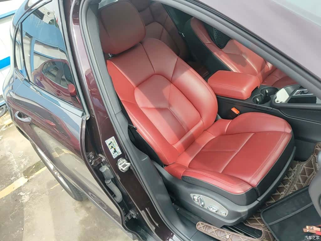 Porsche Macan, 2023 25