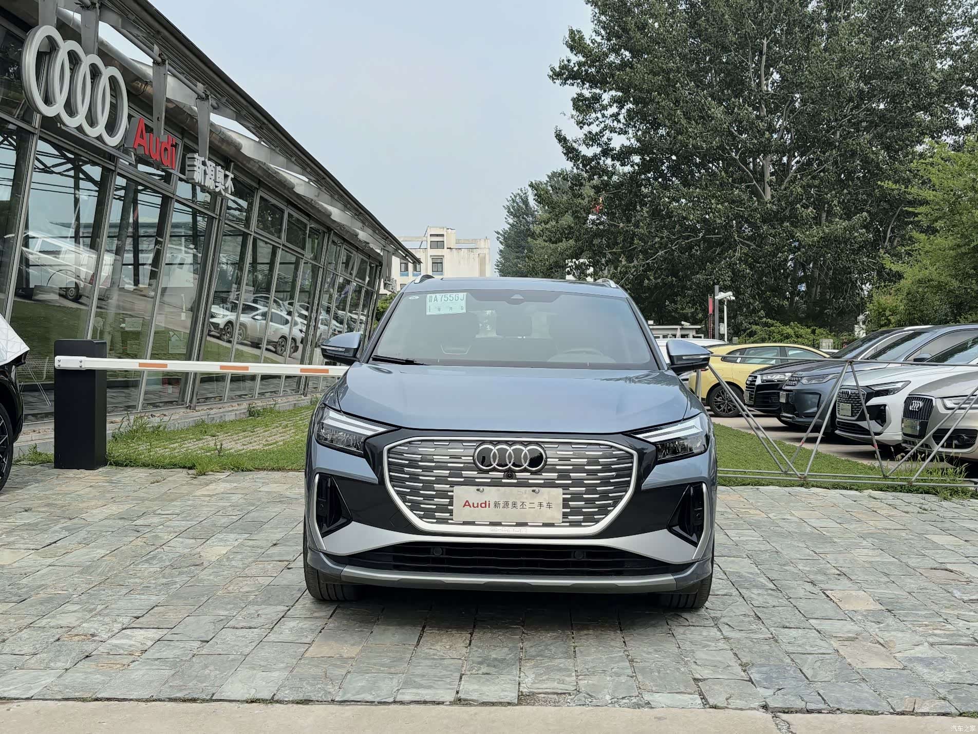 Audi Q4 e-tron, 2025 2