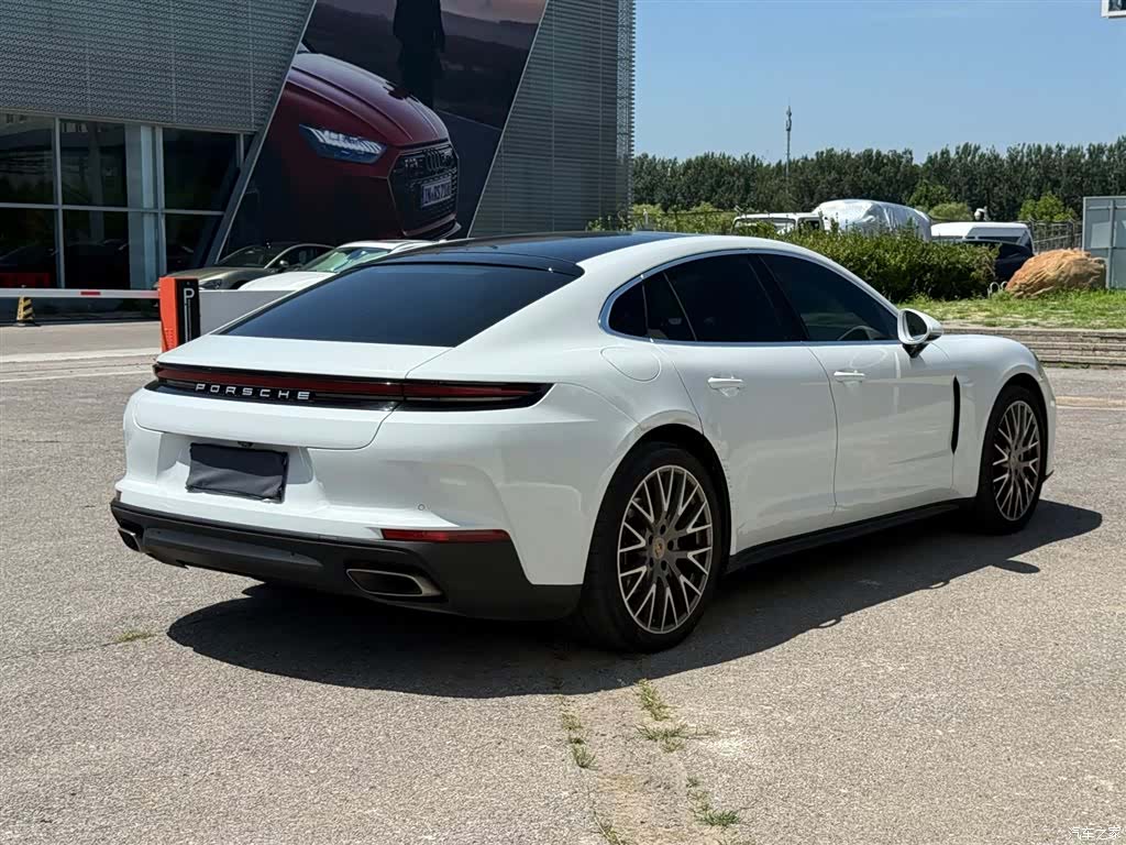 Porsche Panamera, 2024 9