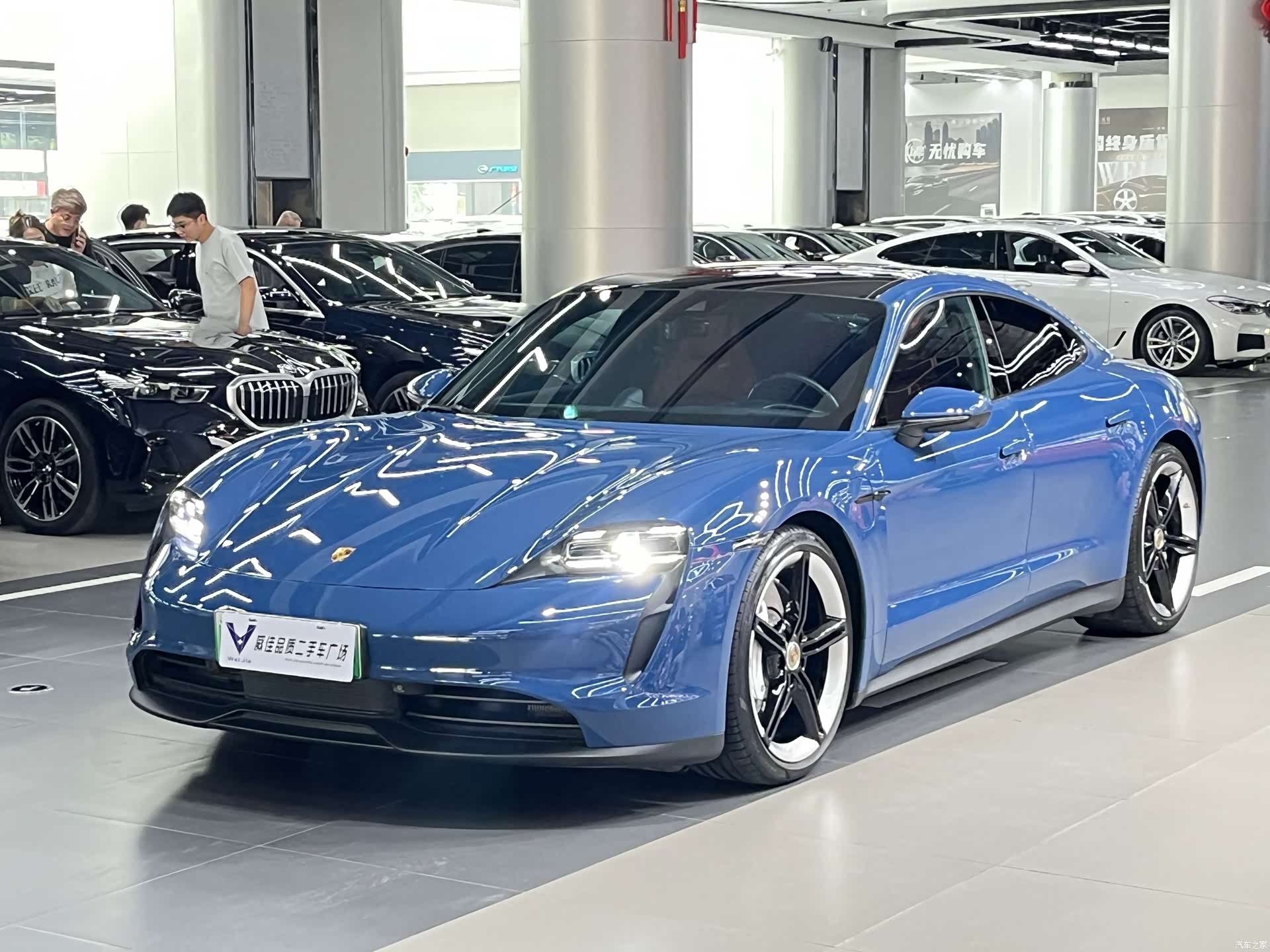 Porsche Taycan, 2021 1