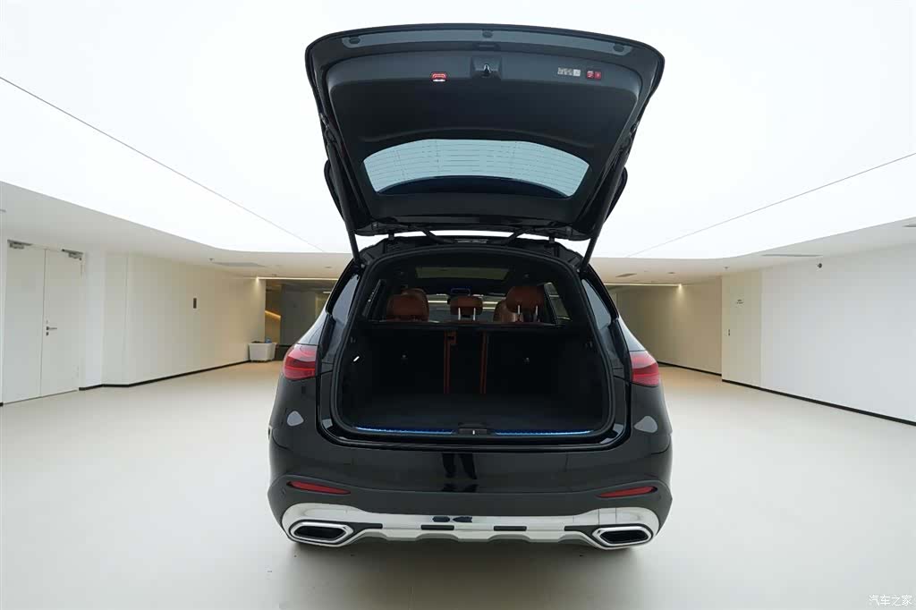 Mercedes-Benz GLC, 2024 6