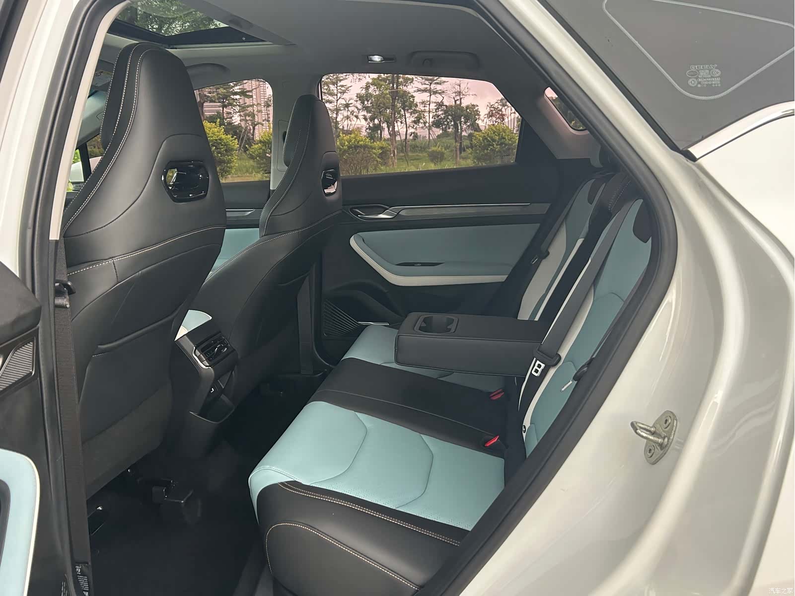 Geely Emgrand, 2024 10