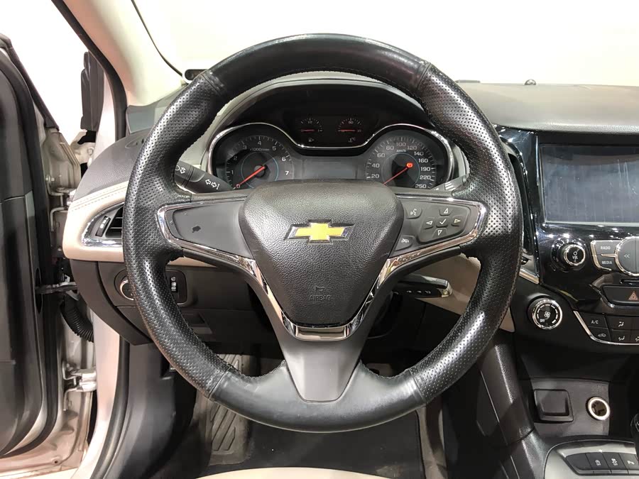 Chevrolet Cruze 2015, фото 24