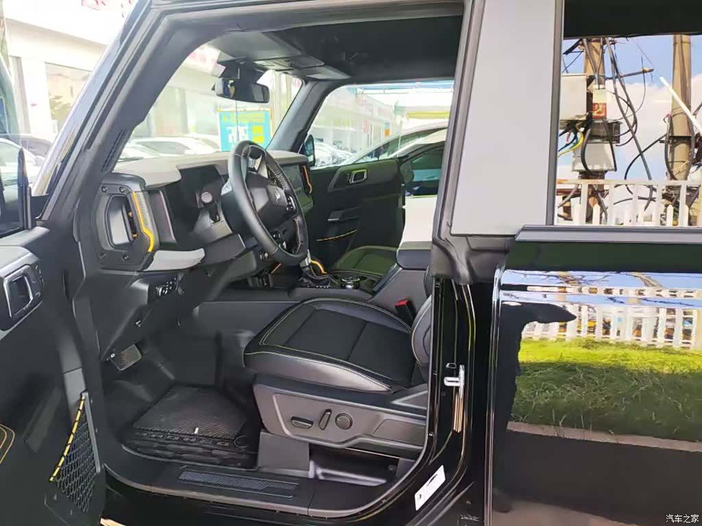 Ford Bronco, 2025 6
