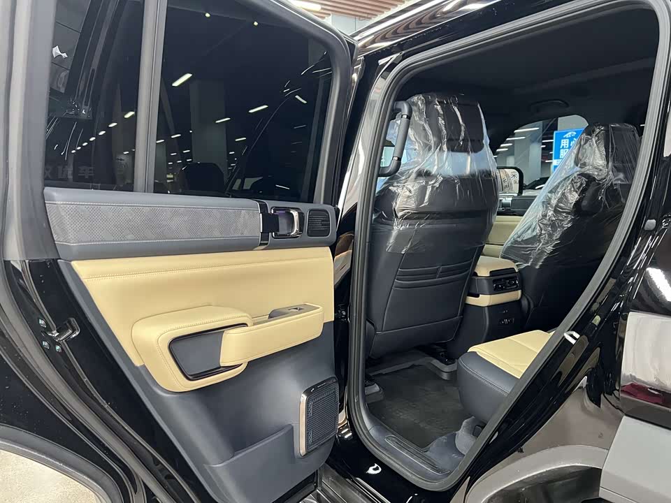 BYD Leopard 5