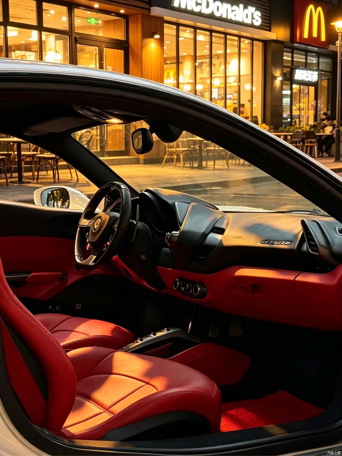 Ferrari 488, 2017 9