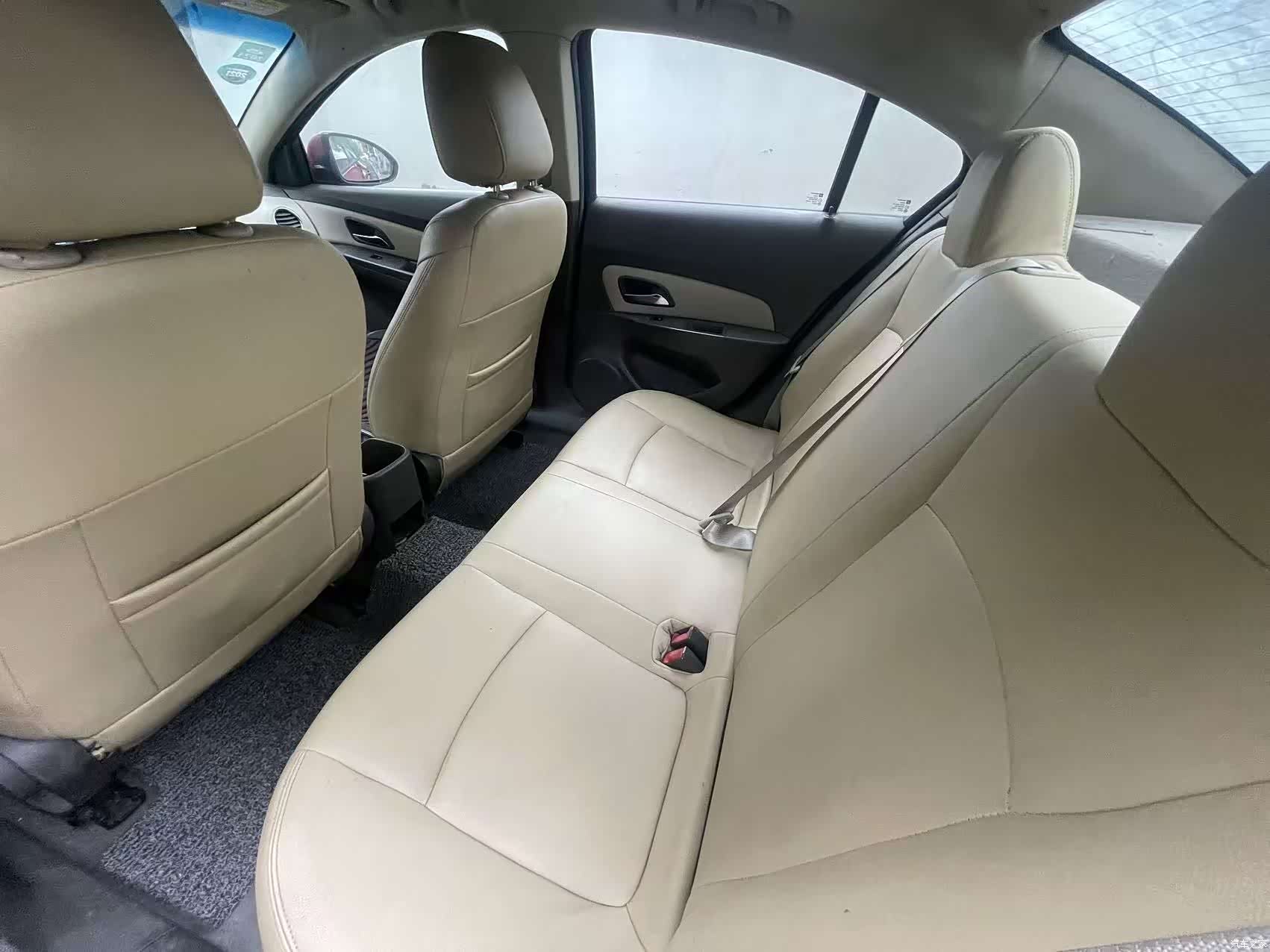 Chevrolet SE, 2015 12