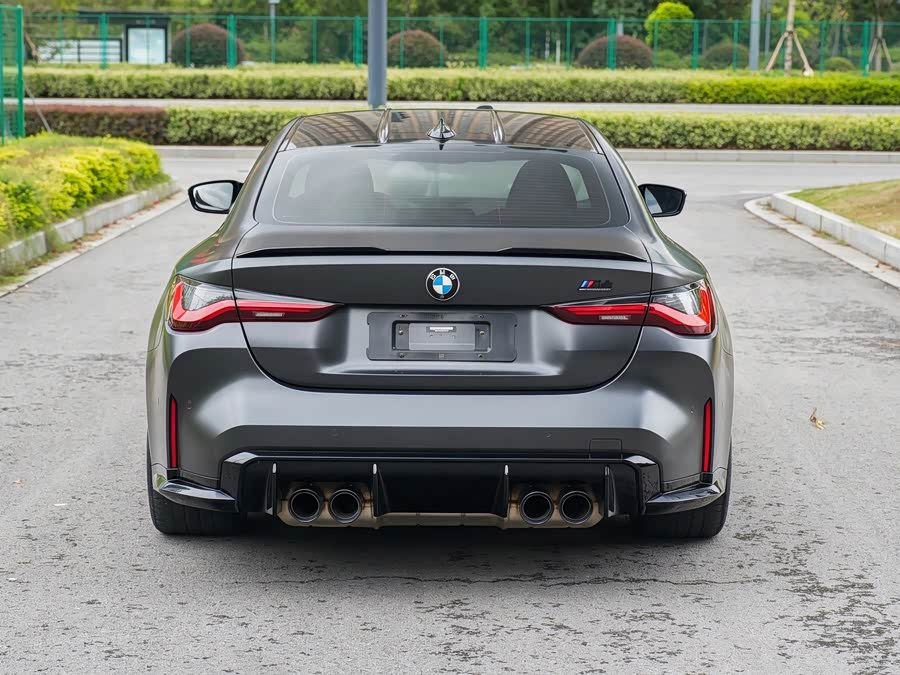 BMW M4 2022, фото 5