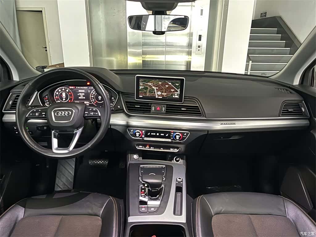 Audi Q5L, 2019 6