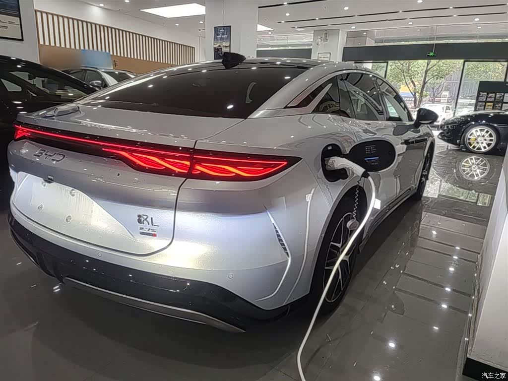 BYD Han, 2025 7