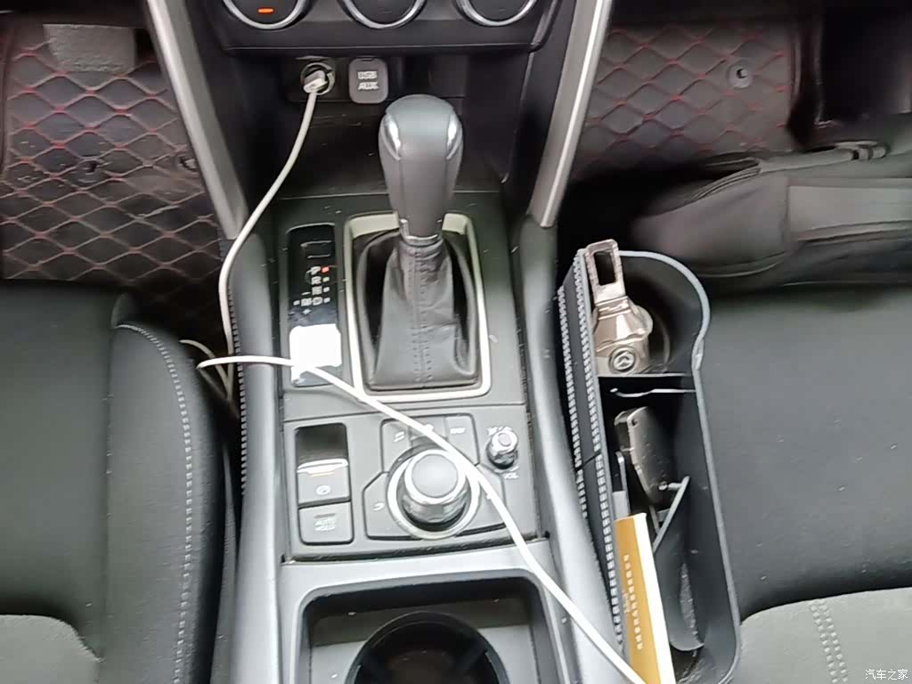 Mazda CX-4, 2019 14
