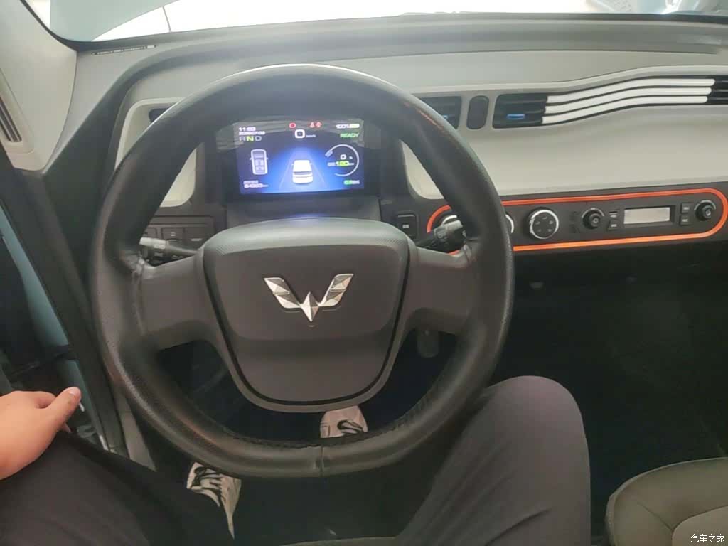 Wuling MINIEV, 2022 10