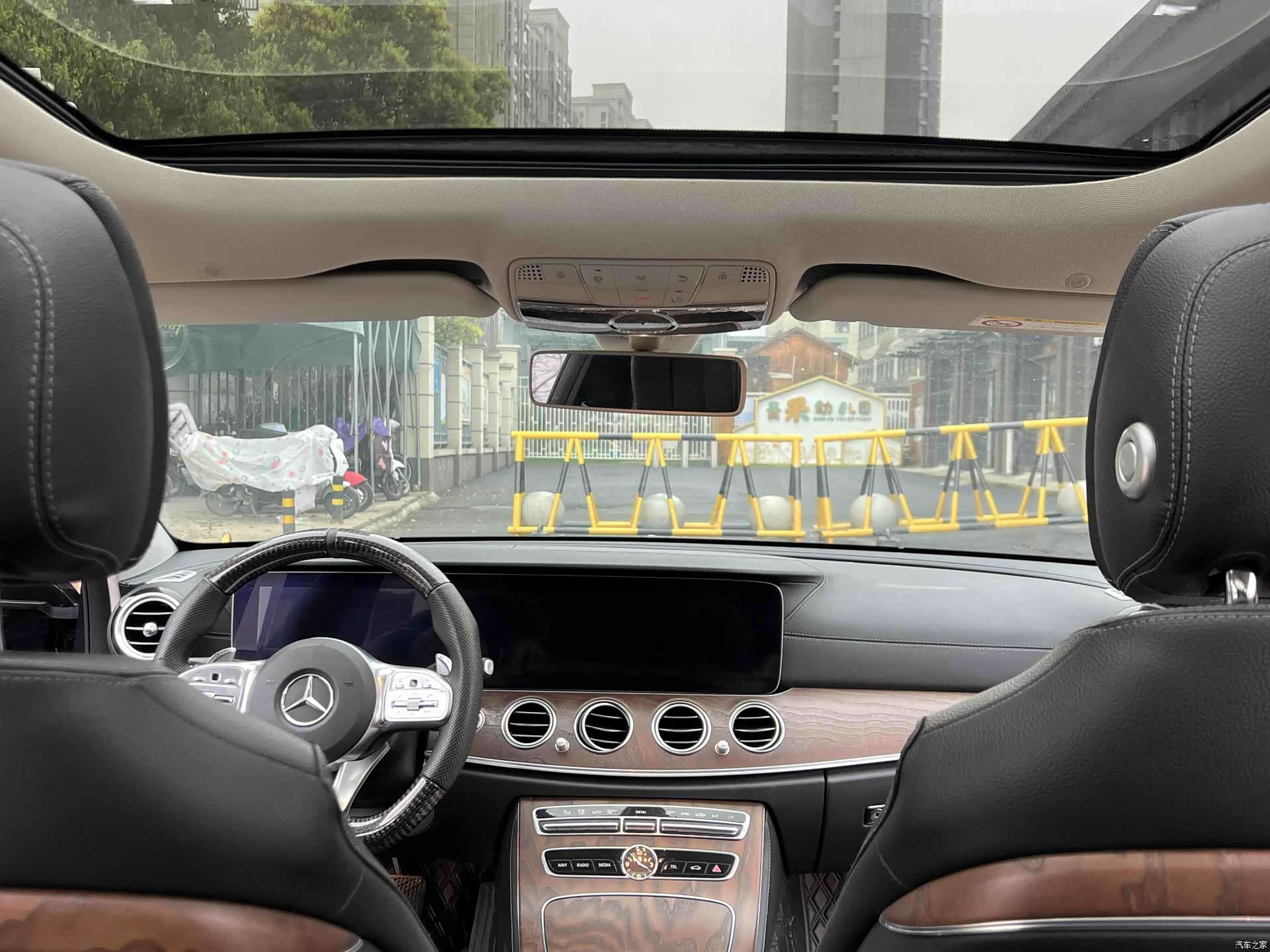 Mercedes-Benz E-Class, 2019 8