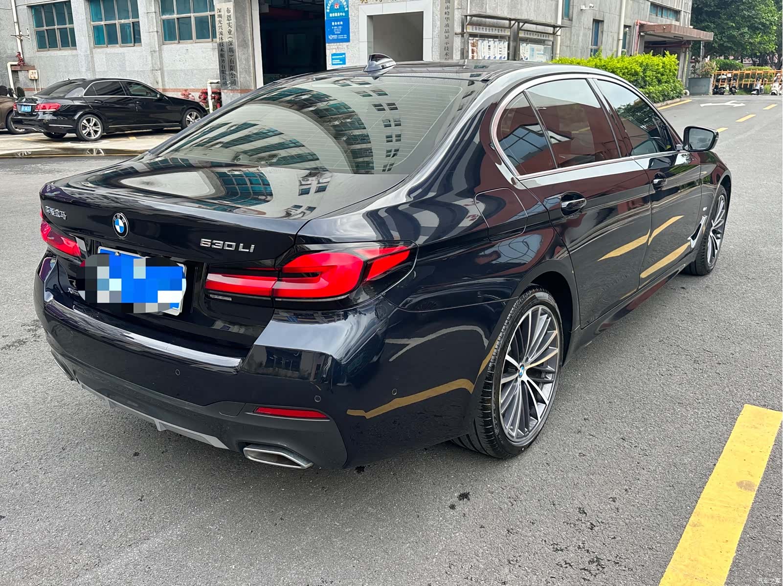 BMW 5 Series, 2023 4