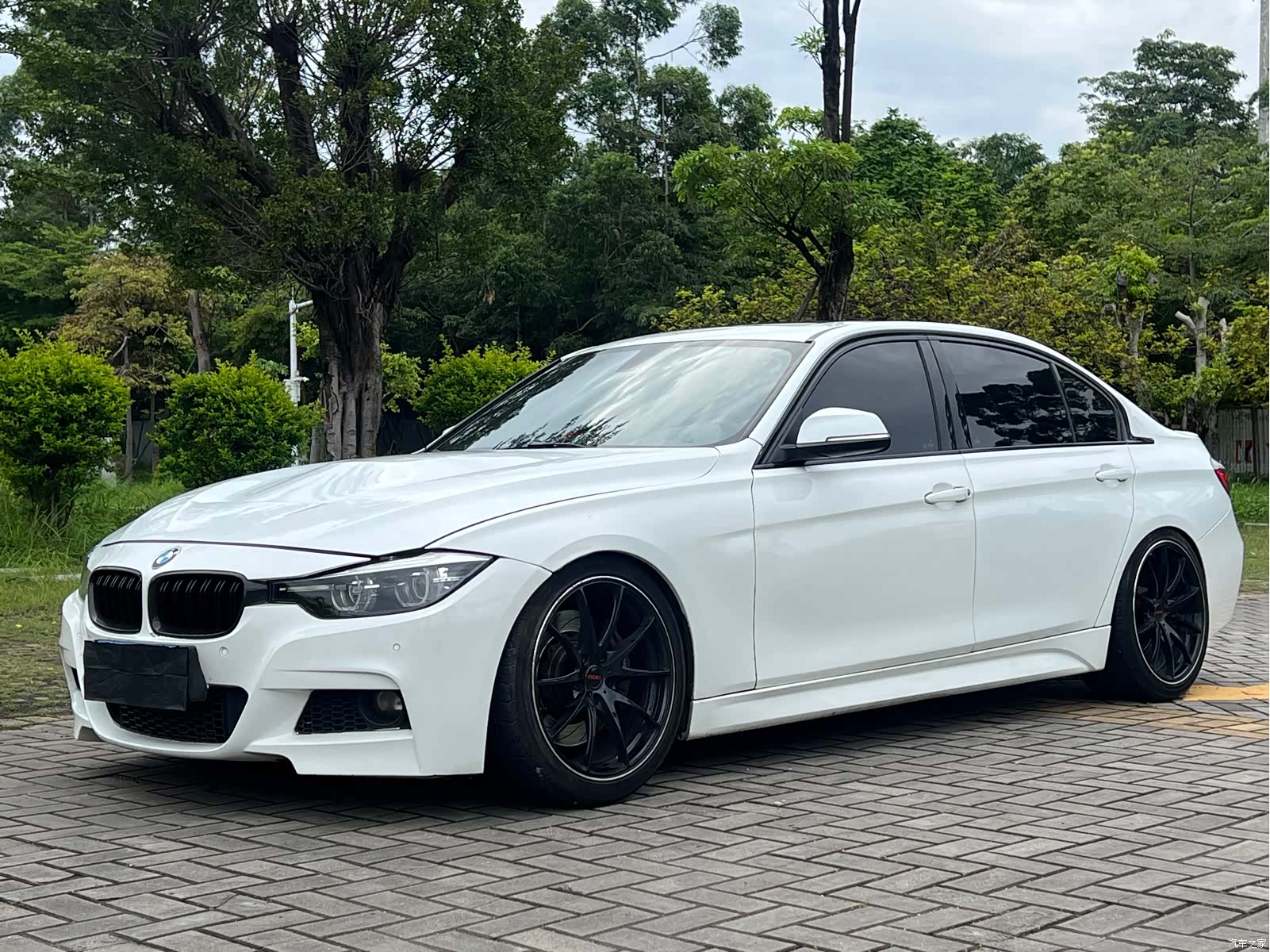 BMW 3 Series, 2015 1