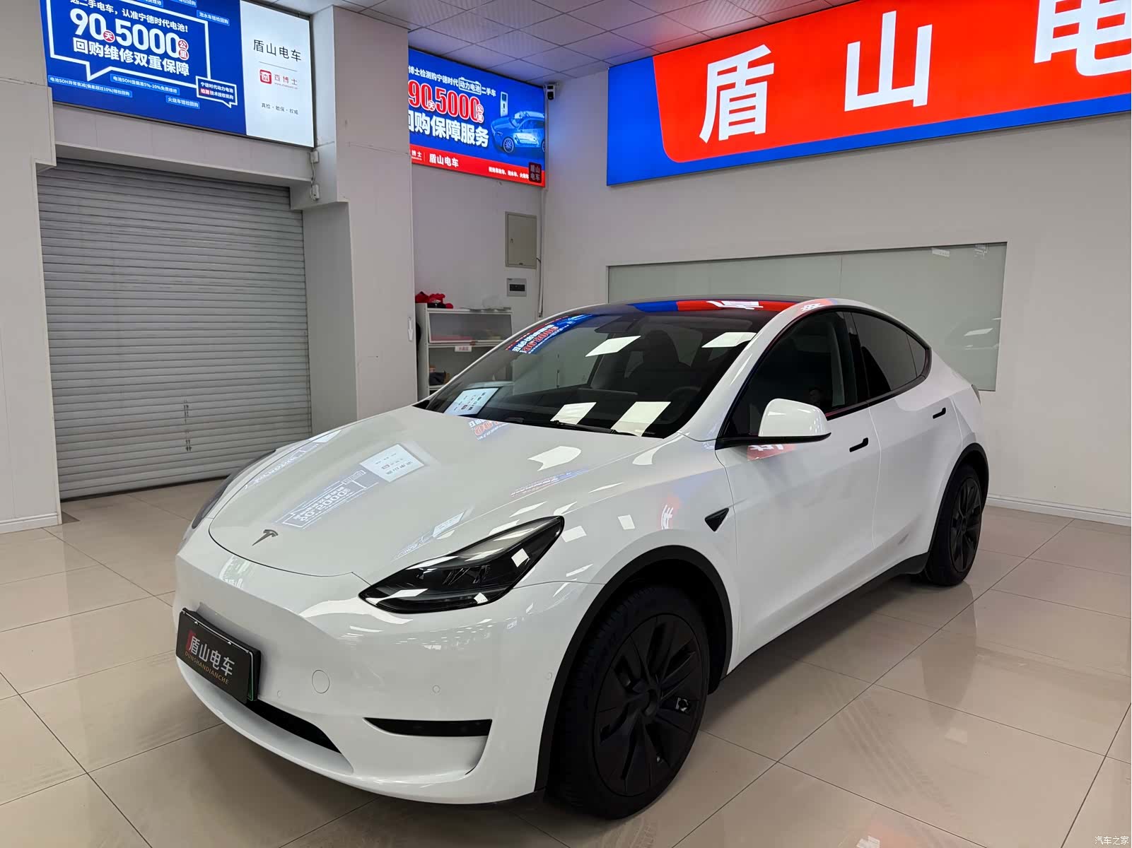 Tesla Model Y, 2022 1